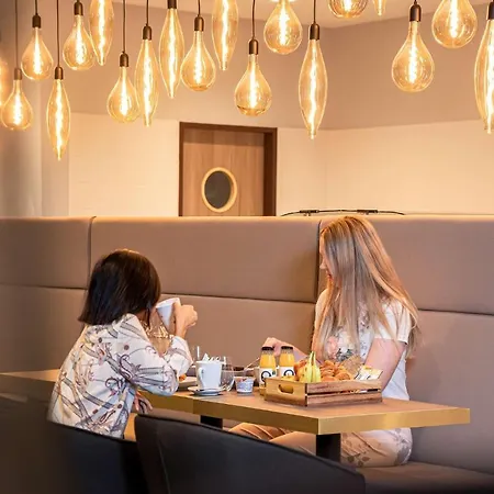 Elaya Ehemals Ana Living By Arthotel Ana أوبيرهاوزين