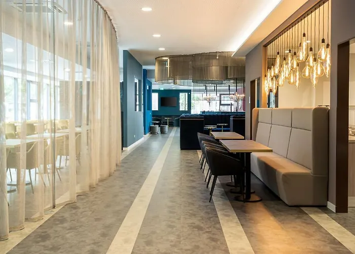 Elaya Ehemals Ana Living By Arthotel Ana 4*